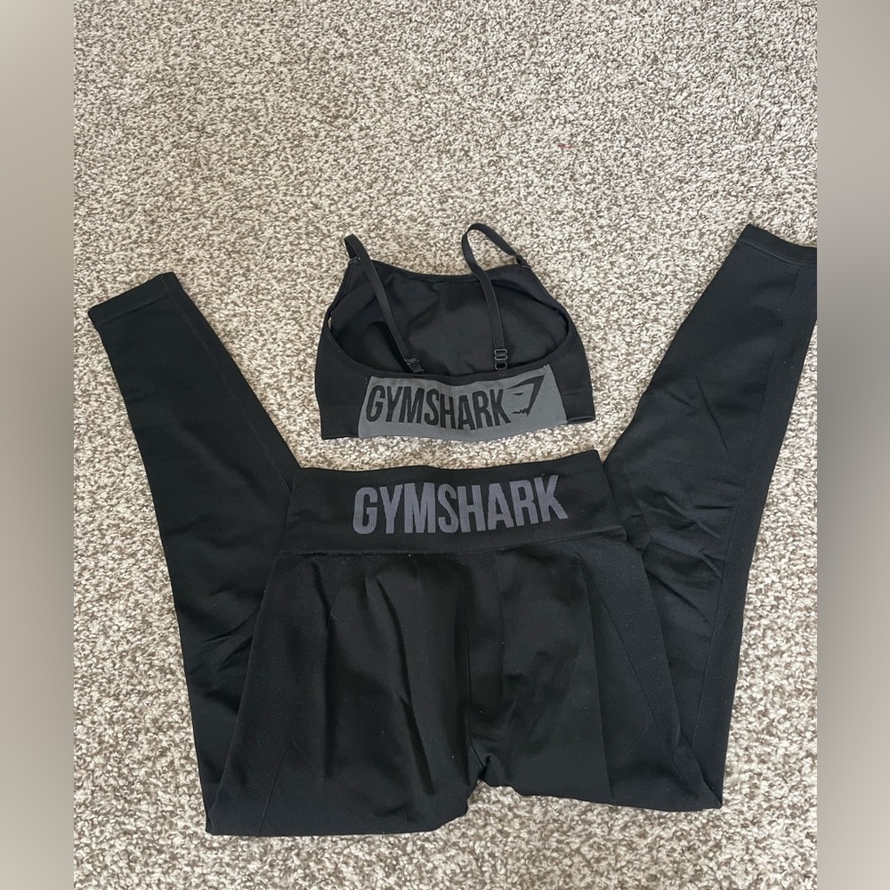 High rise gym shark leggings and sport bra set